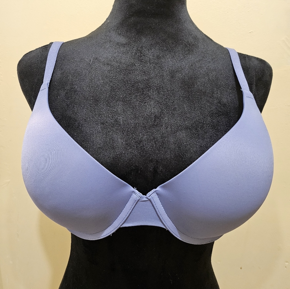 Victoria’s Secret PINK Wear Everywhere PushUp Bra 38C